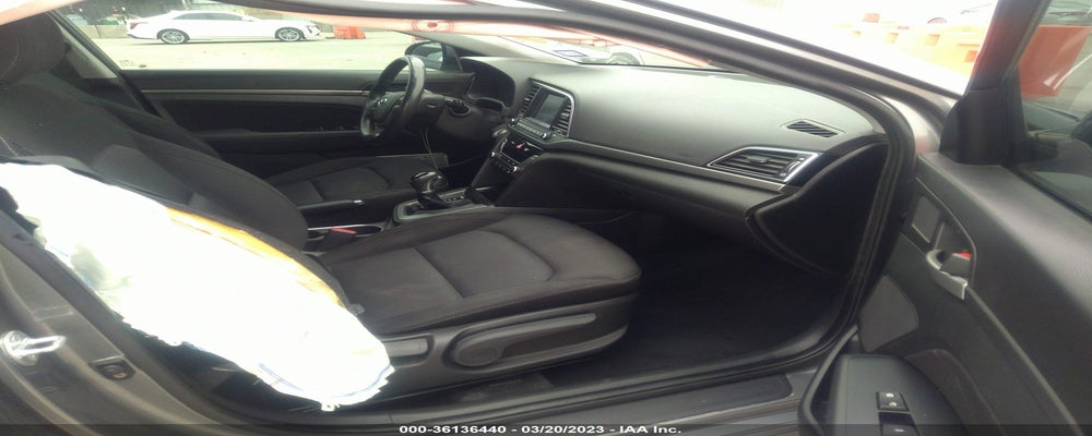 KMHD84LF0HU301921 2017 HYUNDAI ELANTRA photo no. 5
