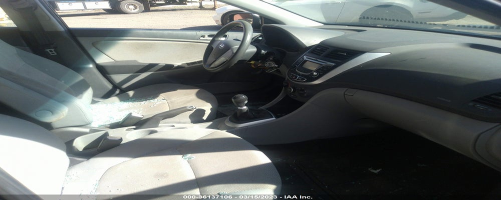 KMHCT4AE8DU282744 2013 HYUNDAI ACCENT photo no. 5