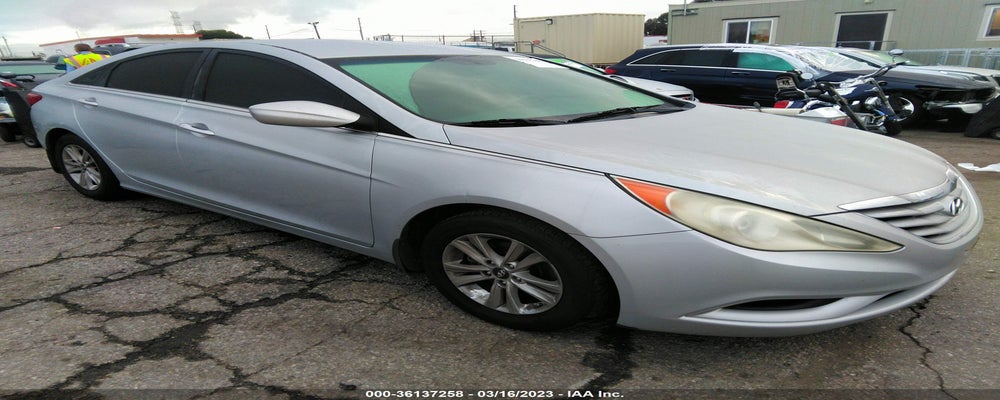 5NPEB4AC2CH481263 2012 HYUNDAI SONATA photo no. 1