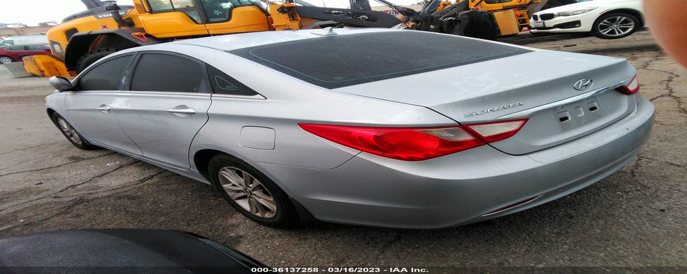 5NPEB4AC2CH481263 2012 HYUNDAI SONATA photo no. 3