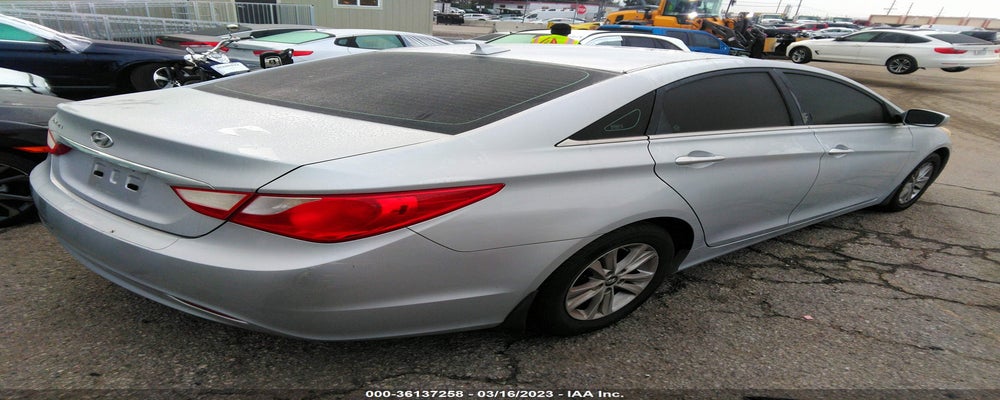 5NPEB4AC2CH481263 2012 HYUNDAI SONATA photo no. 4