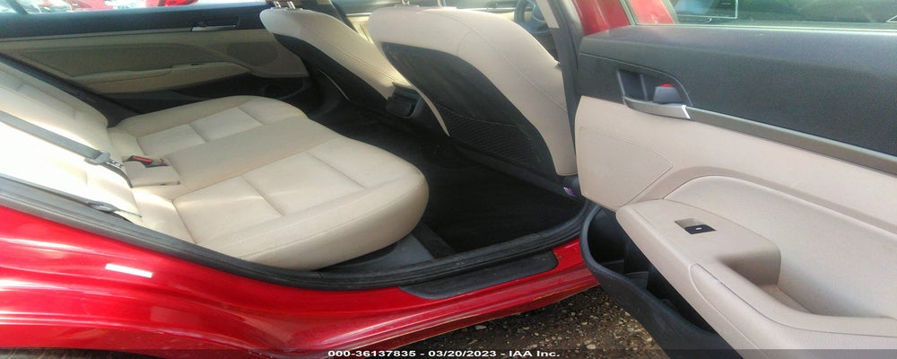 KMHD84LF8HU397023 2017 HYUNDAI ELANTRA photo no. 8
