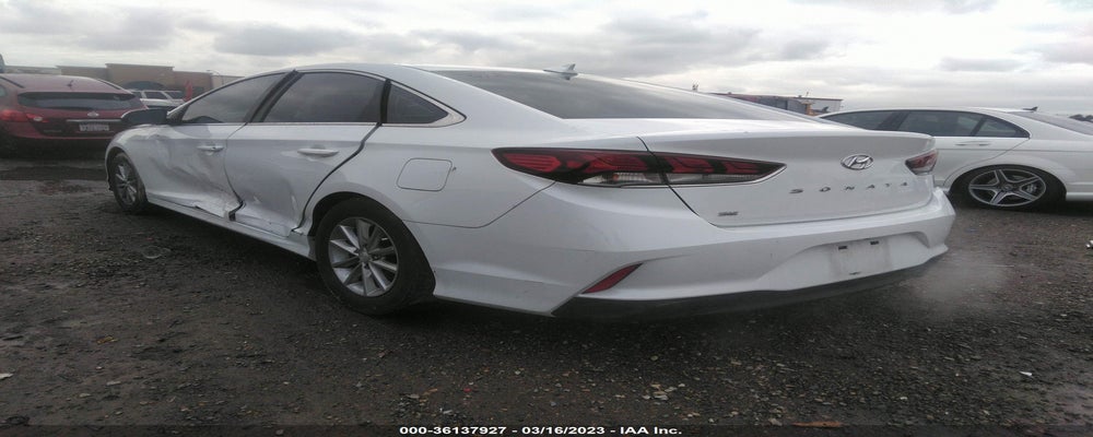 5NPE24AF0JH664345 2018 HYUNDAI SONATA photo no. 3