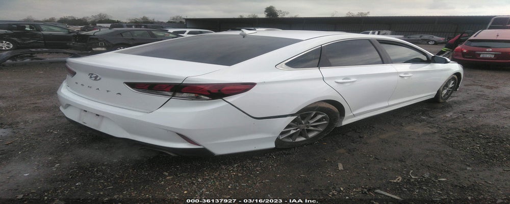 5NPE24AF0JH664345 2018 HYUNDAI SONATA photo no. 4
