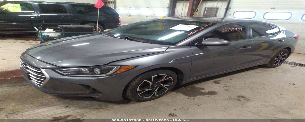 5NPD84LF2JH303285 2018 HYUNDAI ELANTRA photo no. 2