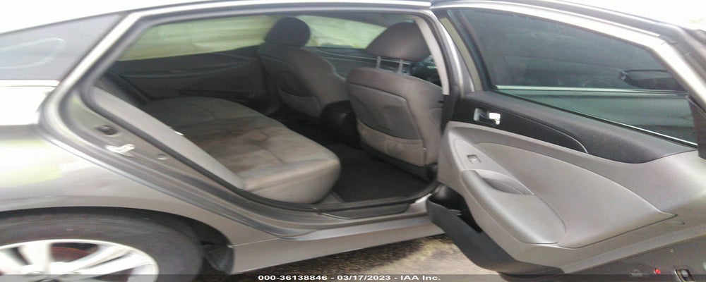 5NPEB4AC0EH828561 2014 HYUNDAI SONATA photo no. 8