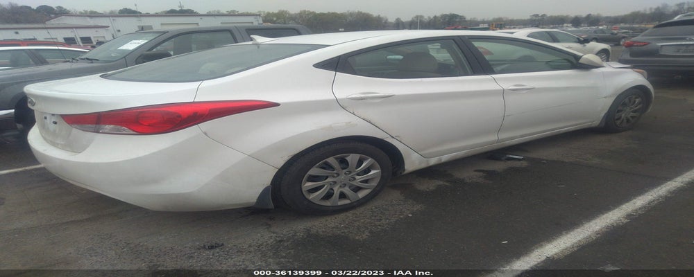 5NPDH4AE8CH118588 2012 HYUNDAI ELANTRA photo no. 4