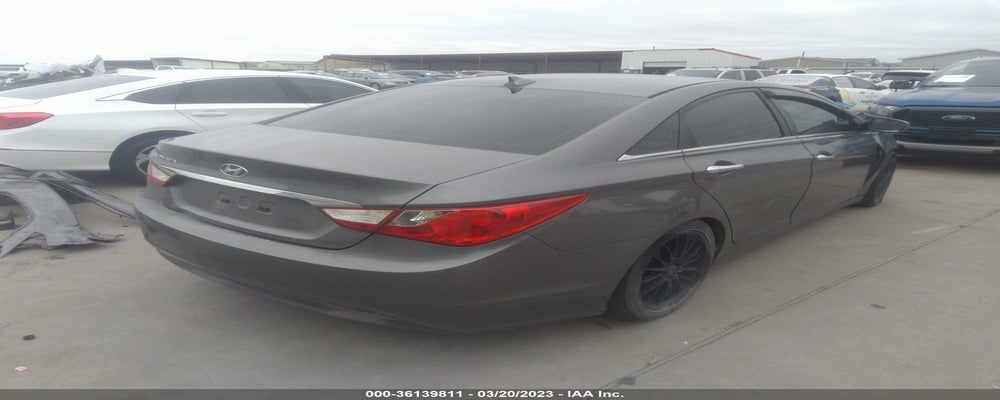 5NPEB4AC1DH566810 2013 HYUNDAI SONATA photo no. 4