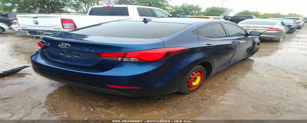 5NPDH4AE9GH658733 2016 HYUNDAI ELANTRA photo no. 4