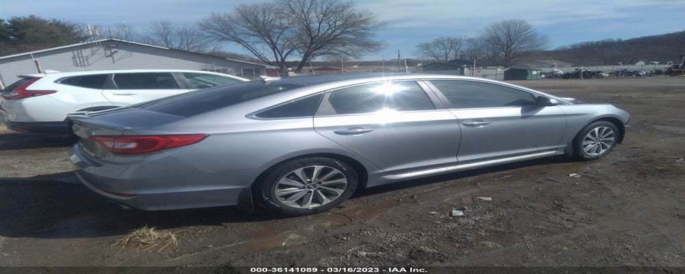 5NPE34AF2HH585718 2017 HYUNDAI SONATA photo no. 4