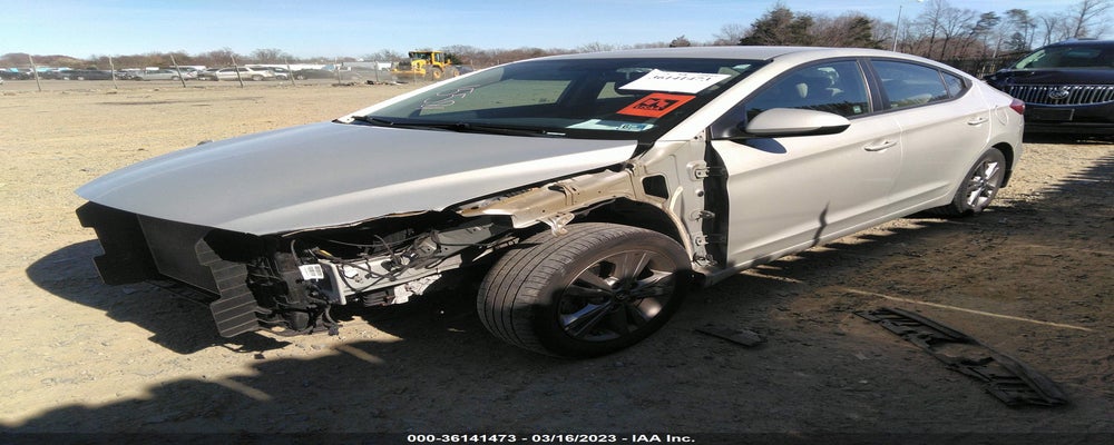 5NPD84LF5JH358846 2018 HYUNDAI ELANTRA photo no. 2