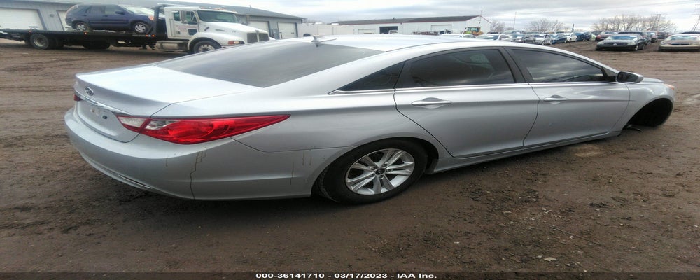 5NPEB4AC3CH359432 2012 HYUNDAI SONATA photo no. 4