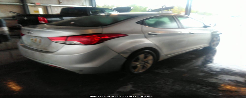 KMHDH4AE7DU685491 2013 HYUNDAI ELANTRA photo no. 4