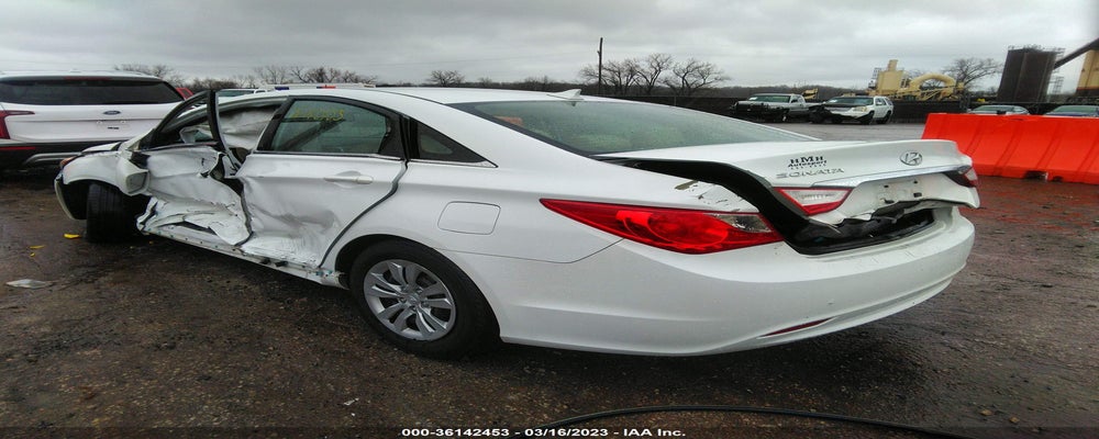 5NPEB4AC6CH371283 2012 HYUNDAI SONATA photo no. 3