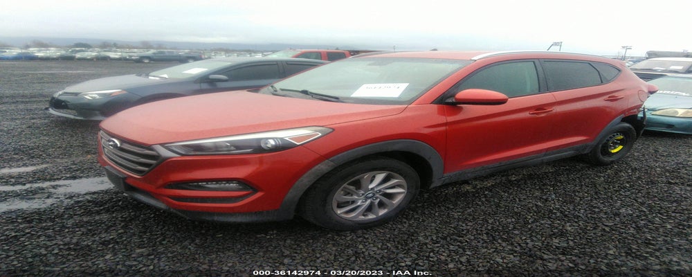 KM8J33A49GU061974 2016 HYUNDAI TUCSON photo no. 2