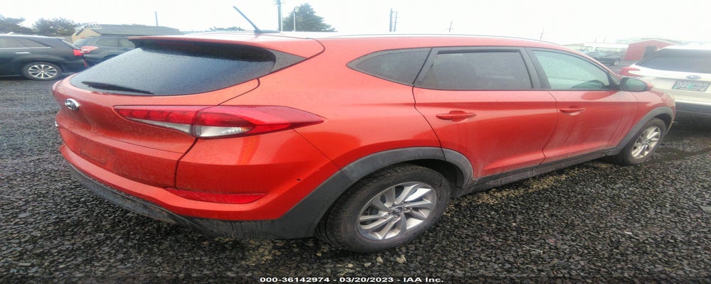 KM8J33A49GU061974 2016 HYUNDAI TUCSON photo no. 4