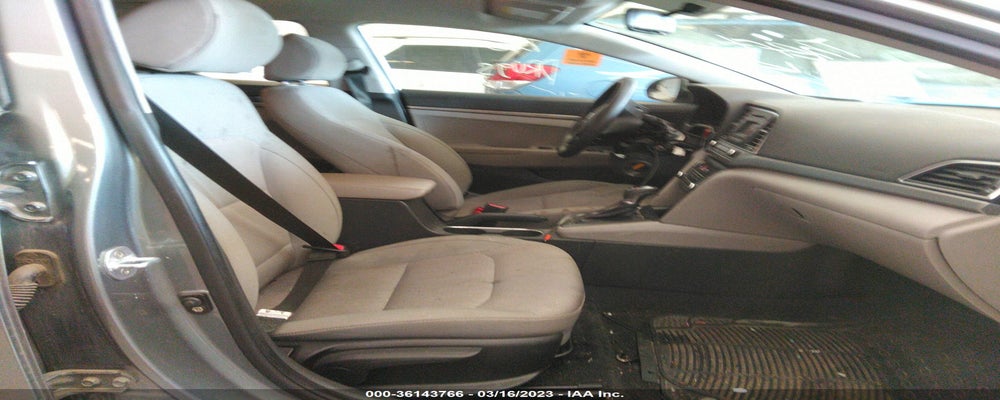 KMHD74LF8HU084959 2017 HYUNDAI ELANTRA photo no. 5