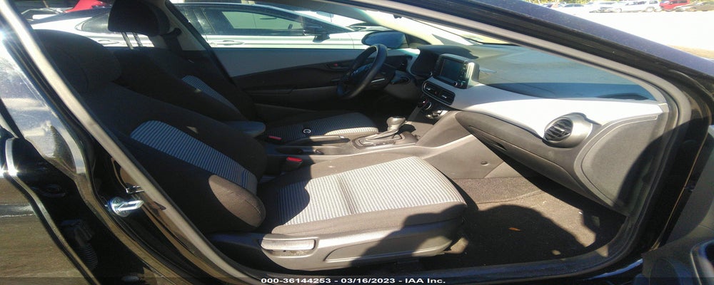 KM8K62AA9JU159695 2018 HYUNDAI KONA photo no. 5