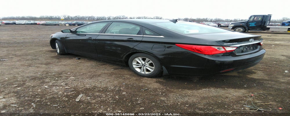 5NPEB4AC0DH582576 2013 HYUNDAI SONATA photo no. 3