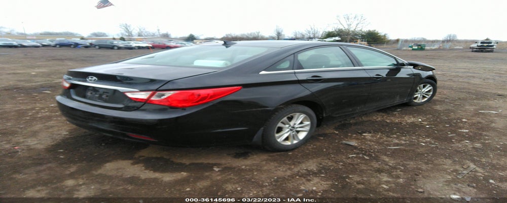 5NPEB4AC0DH582576 2013 HYUNDAI SONATA photo no. 4