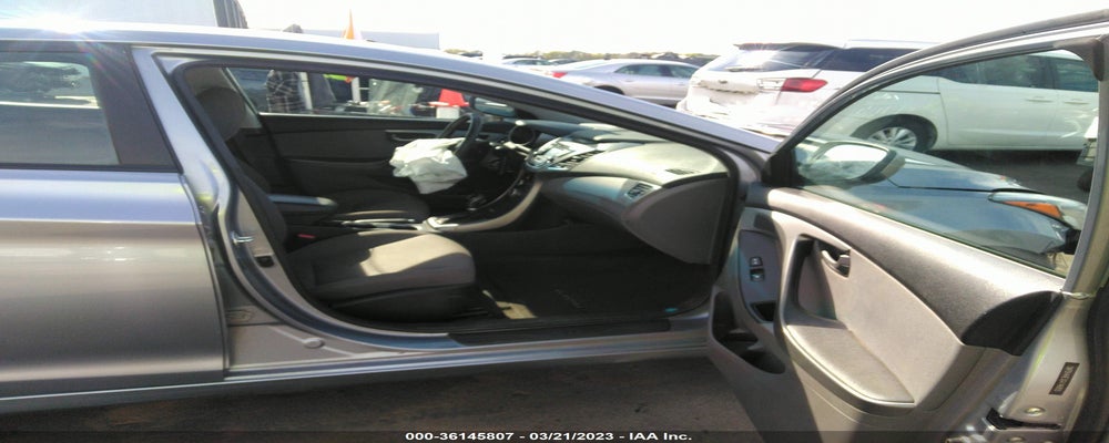 5NPDH4AE3GH746855 2016 HYUNDAI ELANTRA photo no. 5