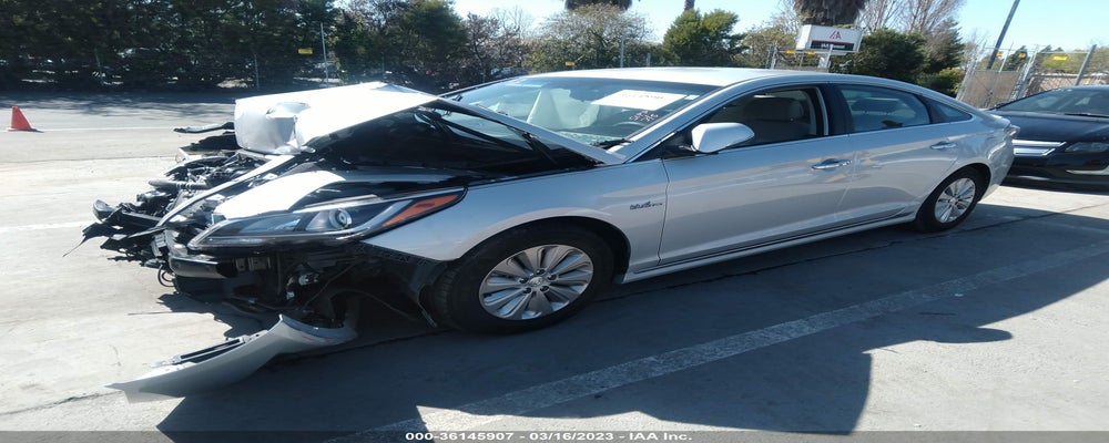 KMHE24L30HA074713 2017 HYUNDAI SONATA HYBRID photo no. 2