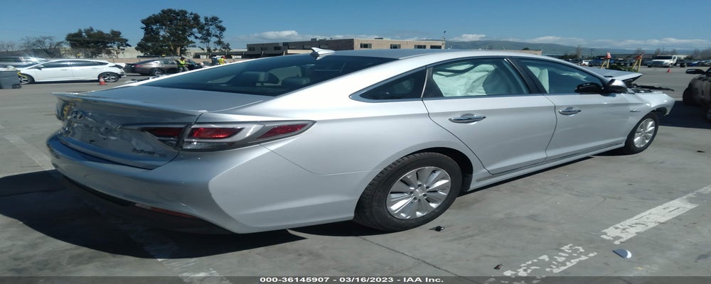 KMHE24L30HA074713 2017 HYUNDAI SONATA HYBRID photo no. 4