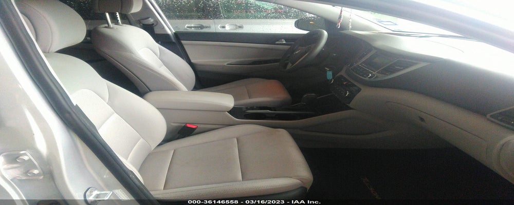 KM8J33A40HU592773 2017 HYUNDAI TUCSON photo no. 5