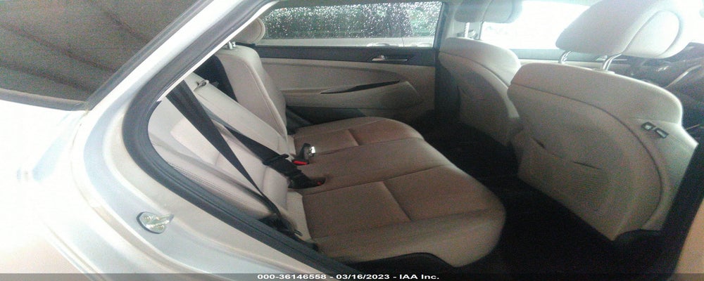 KM8J33A40HU592773 2017 HYUNDAI TUCSON photo no. 8