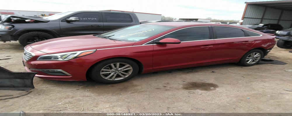 5NPE24AF2FH000376 2015 HYUNDAI SONATA photo no. 2
