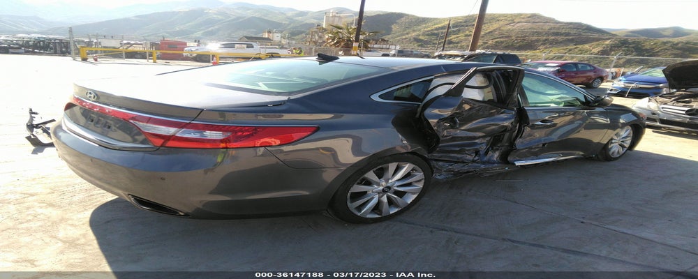 KMHFH4JG1DA254785 2013 HYUNDAI AZERA photo no. 4