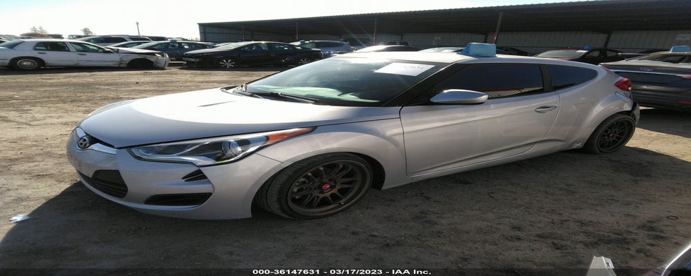 KMHTC6AD9GU296062 2016 HYUNDAI VELOSTER photo no. 2