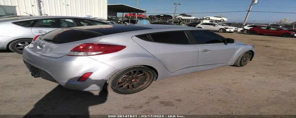 KMHTC6AD9GU296062 2016 HYUNDAI VELOSTER photo no. 4