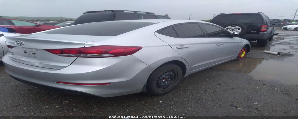KMHD74LF6JU609362 2018 HYUNDAI ELANTRA photo no. 4