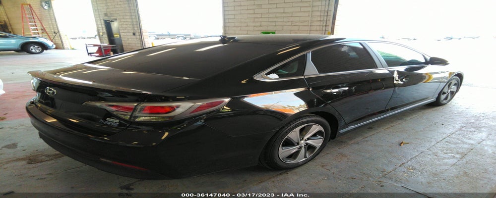 KMHE14L23GA022436 2016 HYUNDAI SONATA photo no. 4