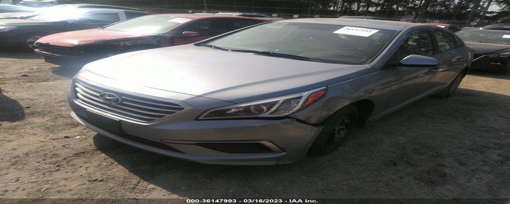 5NPE24AF9HH470603 2017 HYUNDAI SONATA photo no. 2