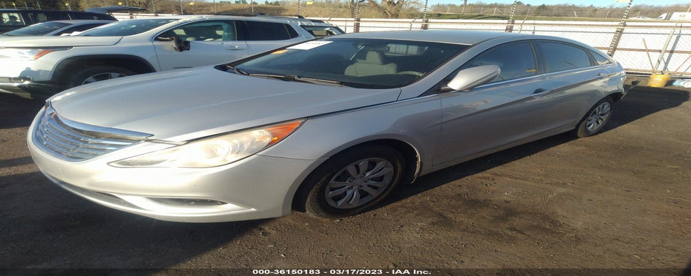 5NPEB4AC6BH163161 2011 HYUNDAI SONATA photo no. 2