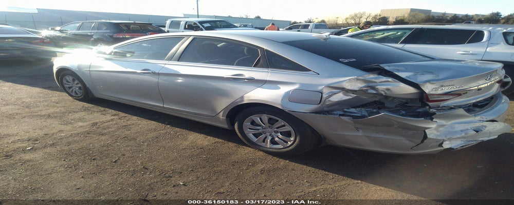 5NPEB4AC6BH163161 2011 HYUNDAI SONATA photo no. 3