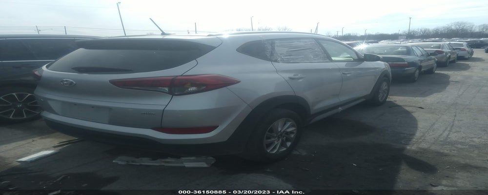 KM8J3CA41HU557191 2017 HYUNDAI TUCSON photo no. 4