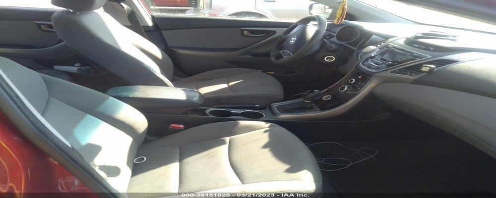 5NPDH4AE7GH768180 2016 HYUNDAI ELANTRA photo no. 5