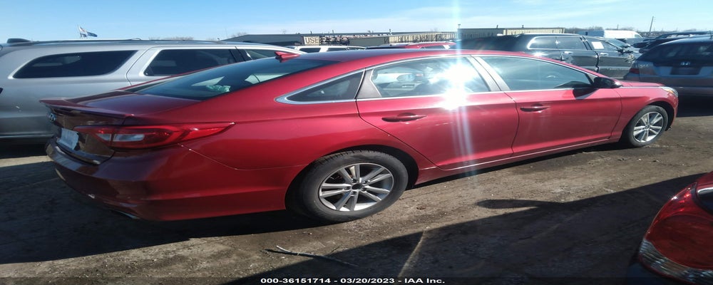 5NPE24AF1FH024653 2015 HYUNDAI SONATA photo no. 4