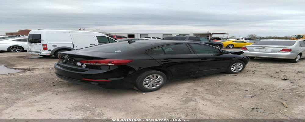 KMHD74LF8HU367409 2017 HYUNDAI ELANTRA photo no. 4