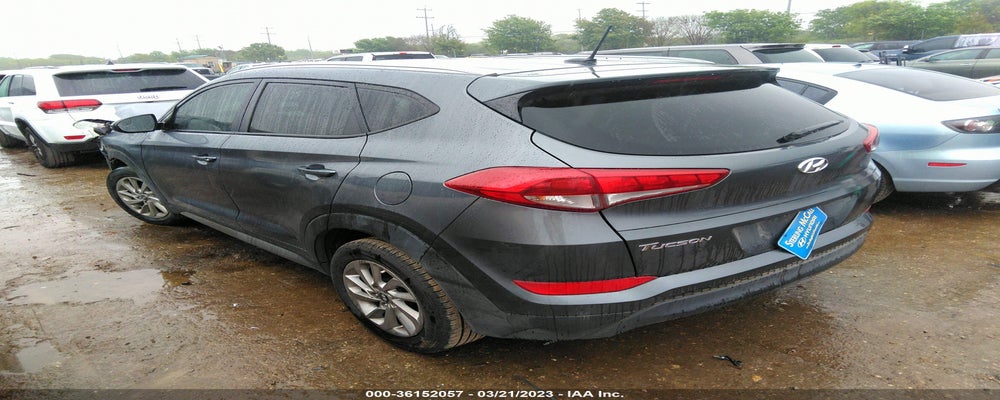 KM8J33A40HU275012 2017 HYUNDAI TUCSON photo no. 3