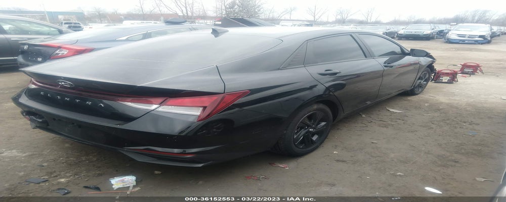 KMHLM4AG0MU123330 2021 HYUNDAI ELANTRA photo no. 4