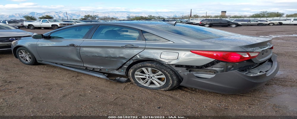 5NPEB4AC3BH060845 2011 HYUNDAI SONATA photo no. 6