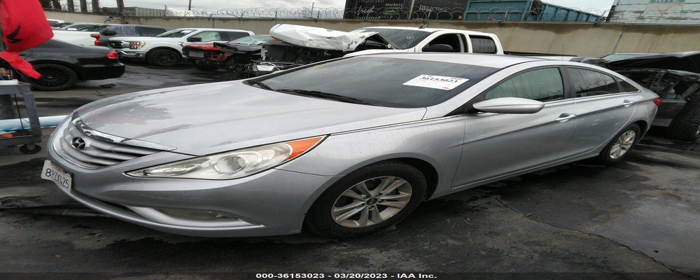 5NPEB4AC7DH770107 2013 HYUNDAI SONATA photo no. 2