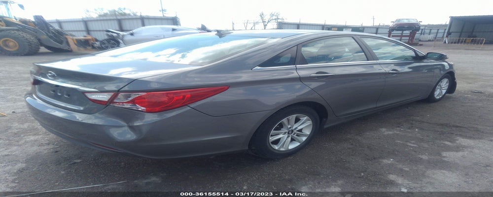5NPEB4AC4DH691929 2013 HYUNDAI SONATA photo no. 4