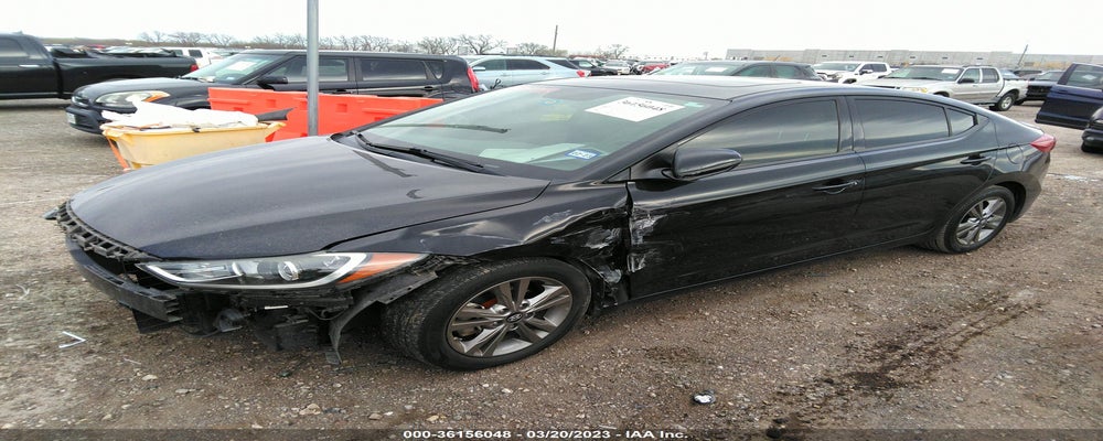 5NPD84LF1HH137240 2017 HYUNDAI ELANTRA photo no. 2
