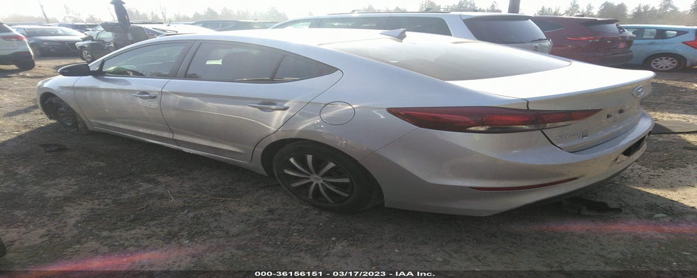 5NPD74LF5JH388027 2018 HYUNDAI ELANTRA photo no. 3