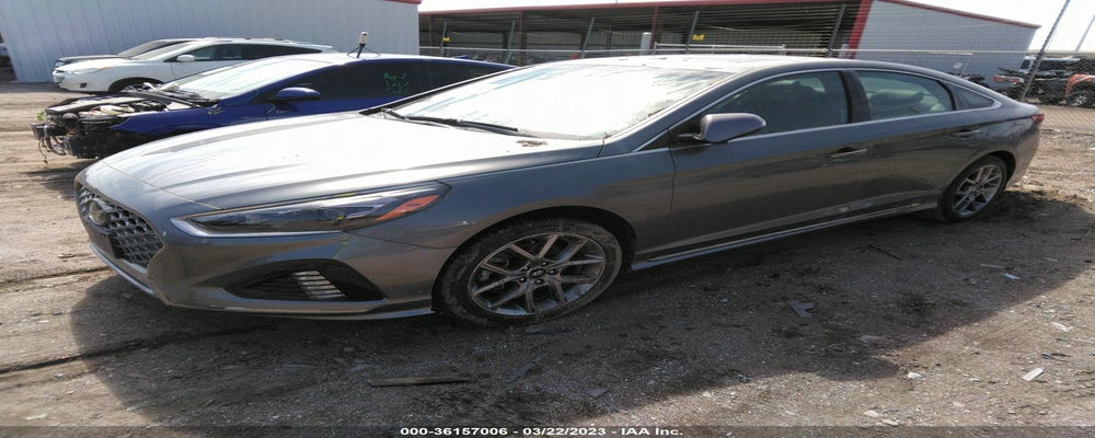 5NPE34AB9JH657436 2018 HYUNDAI SONATA photo no. 2